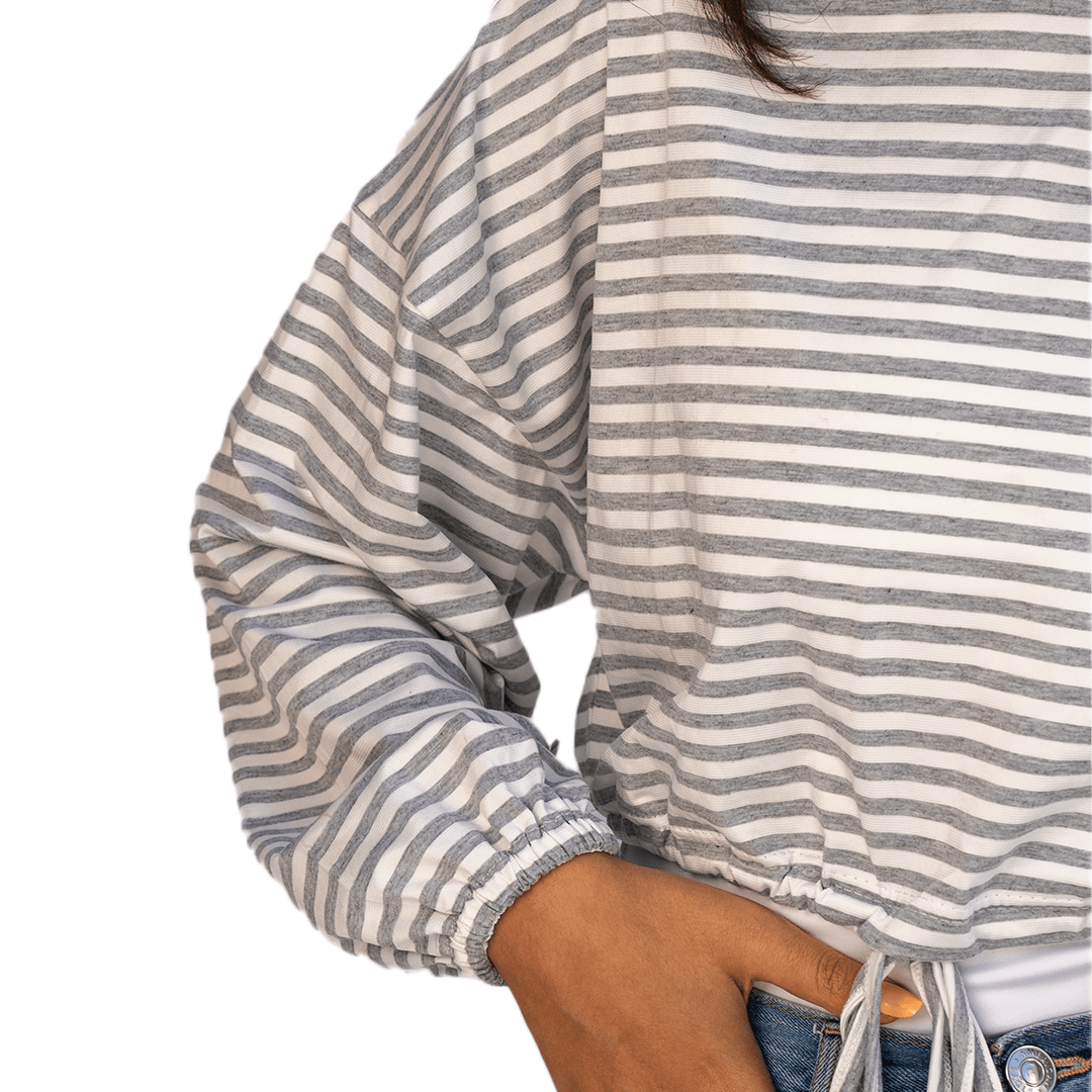 Moonlit Breeze Cropped Sweatshirt (Gray Wide)