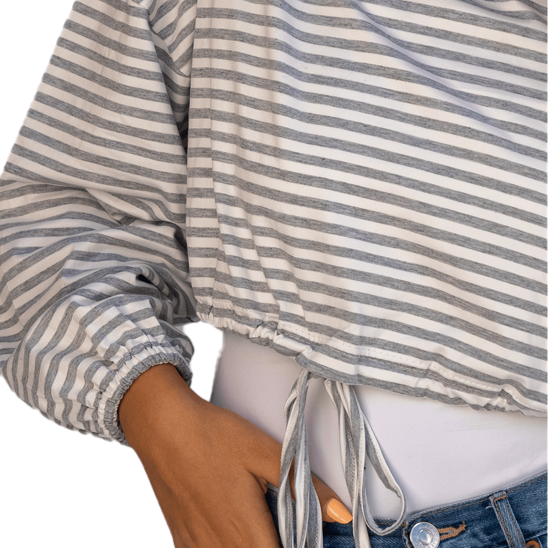 Moonlit Breeze Cropped Sweatshirt (Gray Wide)